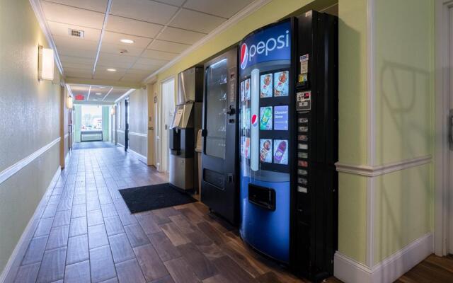 Days Inn by Wyndham Hartford/Closest Downtown