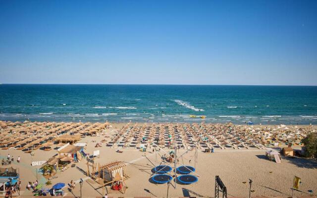 Nordway by the Sea 2BR Apartment free parking