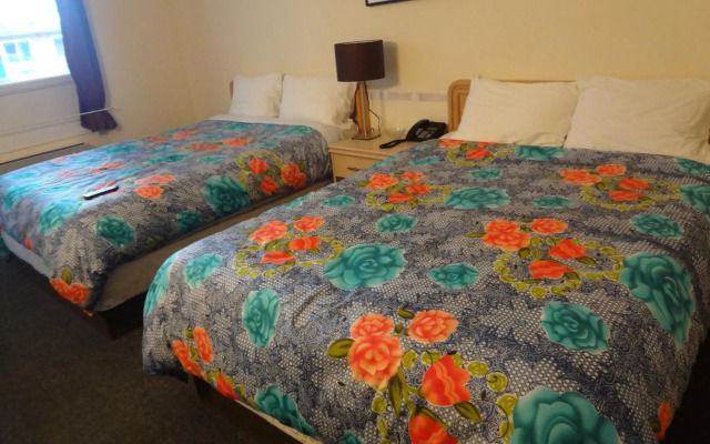 Empress Inn and Suites by The Falls