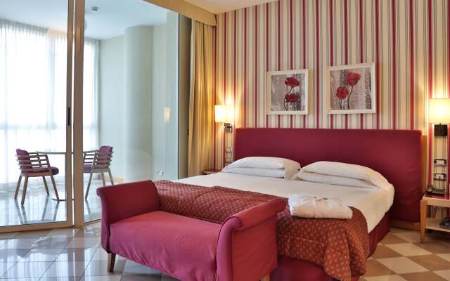 UnaHotels The One Milano Hotel & Residence