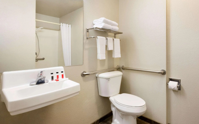 Travelodge by Wyndham Alpine