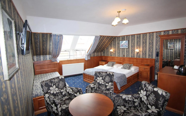 Old Prague Hotel