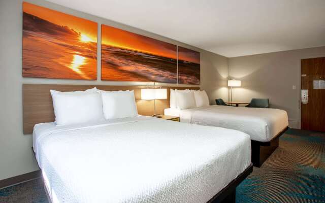 Days Inn by Wyndham Marquette