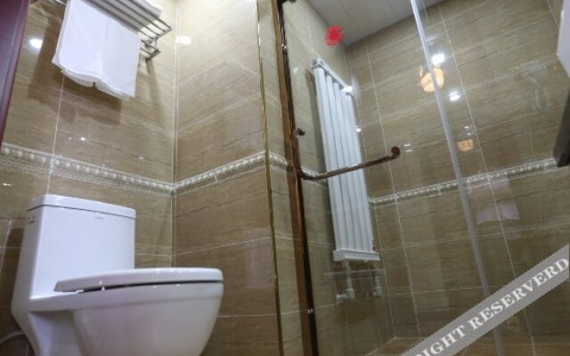 Qianshan Business Hotel