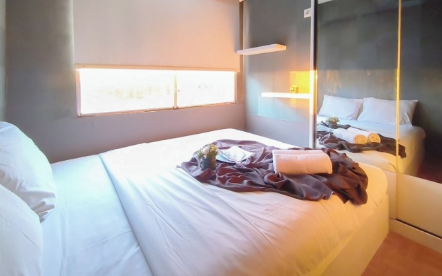 Enjoy Living 2Br Apartment At Jarrdin Cihampelas With 1 Ac In Living Room – Guest Rooms – Bandung