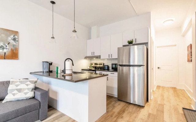 1BR Apt w Queen Bed Netflix - Prime Location