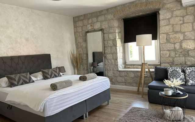 House Klaudija