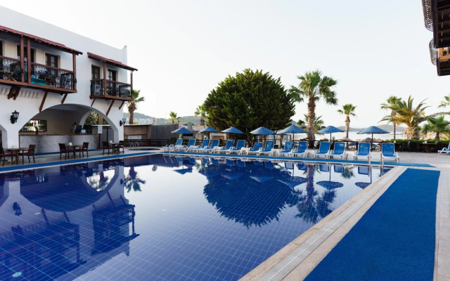 Costa Bitezhan Hotel