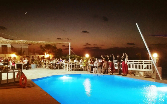 Almare Beach Hotel