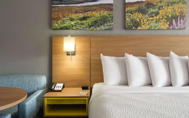 Days Inn by Wyndham Columbus/Worthington