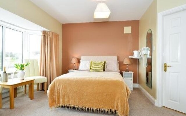 Salthill B&B Ocean Villa