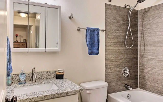 Modern Tacoma Apartment 7 Mi to Dtwn!
