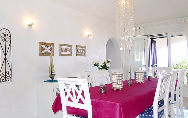 Villa Avalon