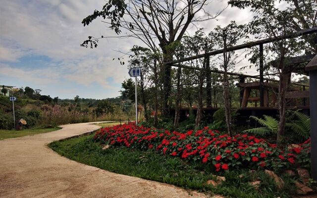 Silathong Coffee and Flower