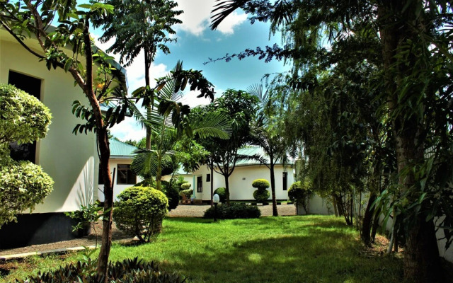 Furaha Lodge