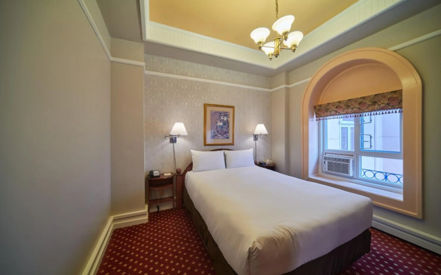 Bedford Regency Hotel