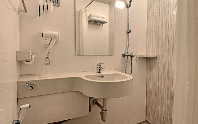 Zodiak Sutami by KAGUM Hotels