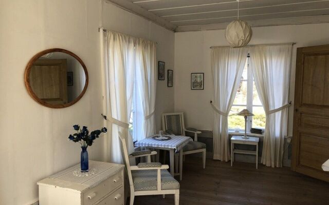 Frägsta Hälsingegård Bed & Breakfast