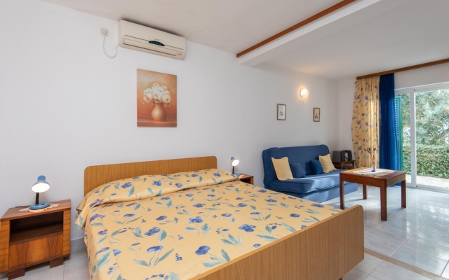 Holiday house Anita - with pool : Viganj, Peljesac peninsula