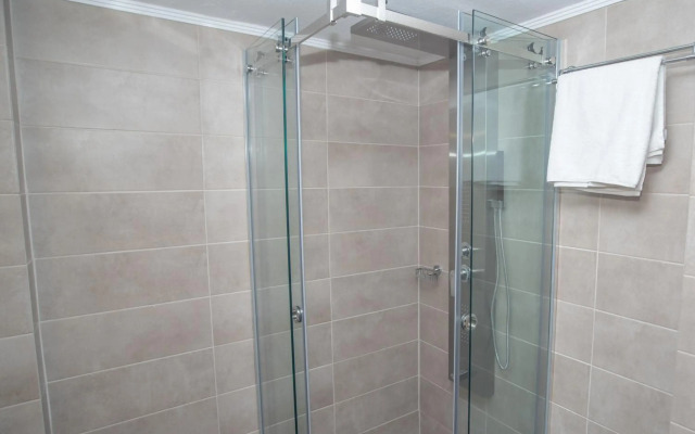 Lagaria Hotel & Apartments