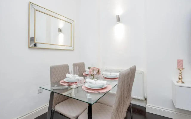 The Harrods Residence with AC