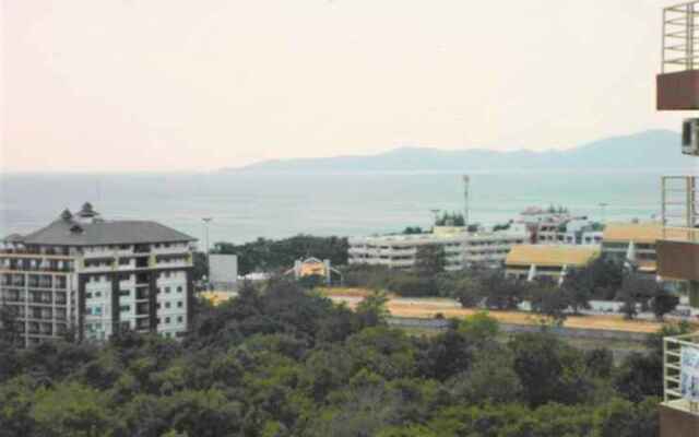 Jomtien Beach Sea View Studio