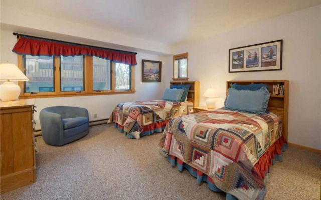 Wind River Teton Village by JHRL