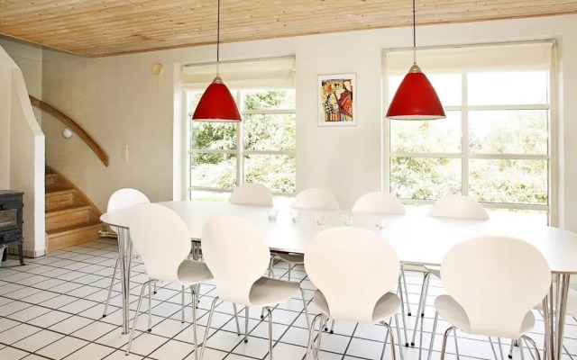 10 Person Holiday Home in Fur-by Traum