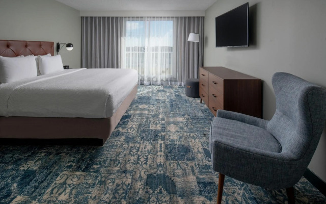 Four Points by Sheraton Suites Tampa Airport Westshore