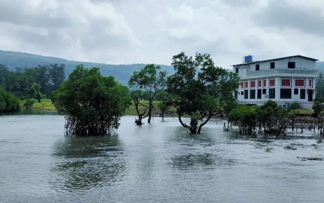 Shobha Farmhouse