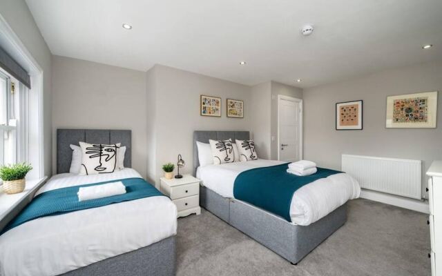 Host Apartments Picasso s Place III