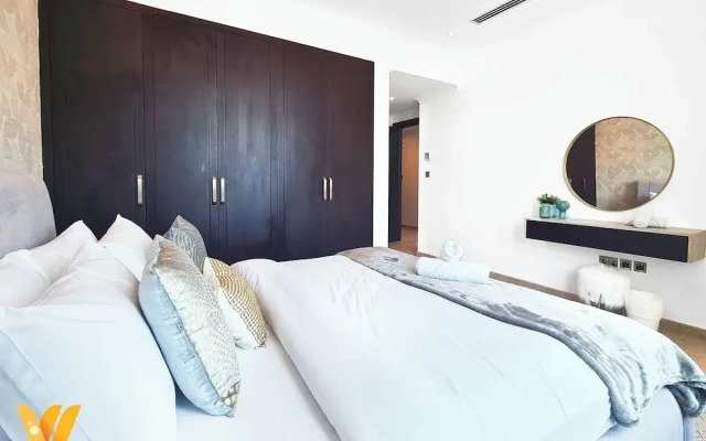 Venduras- Luxe 3BR Villa Jumeirah Park