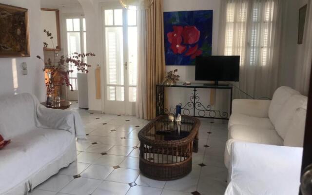 Naxos House