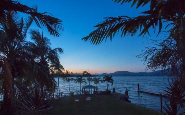 Hinchinbrook Marine Cove Resort