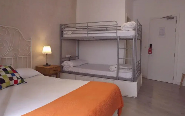 ISA SEVILLA Suites