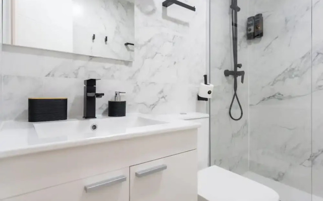 Lemon Apartment & Hotels