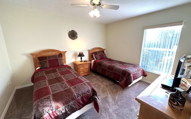 Immaculate Villa in Kissimmee South Facing Pool