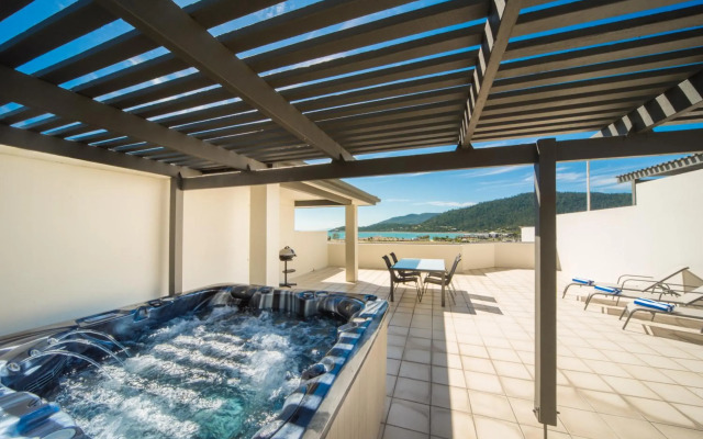 Portside Whitsunday Hotel