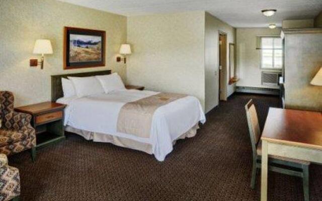 Lakeview Inns & Suites - Hinton