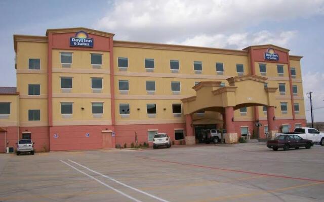 Robinson Inn & Suites