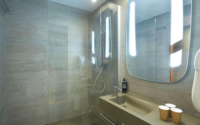 ibis Annemasse