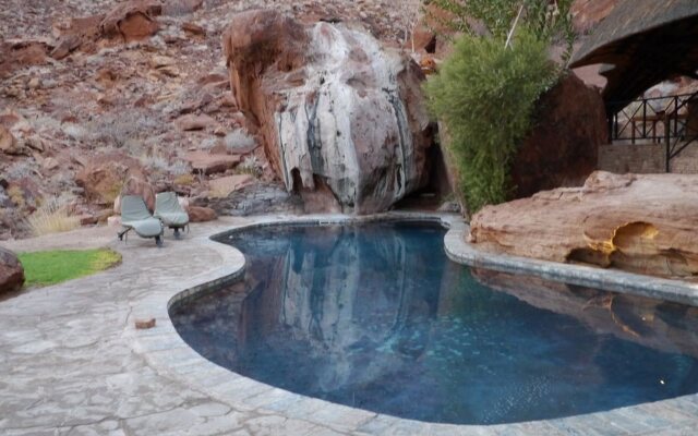 Twyfelfontein Country Lodge