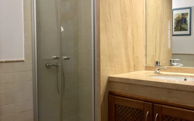 AgÃ¼imes Old Town Plaza Apartment