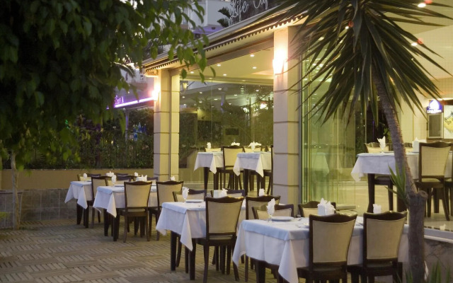 Kleopatra Life Hotel & SPA