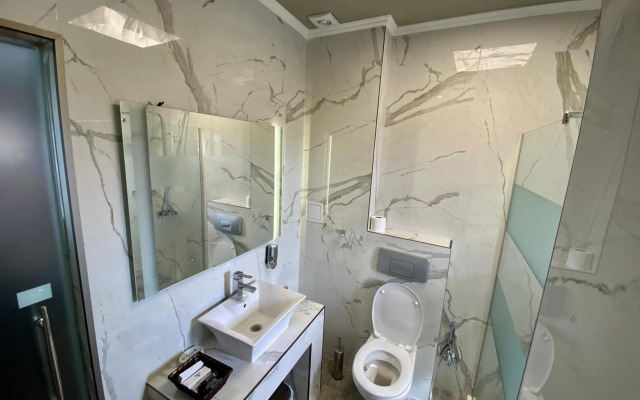 Luxury Apartments Ivon