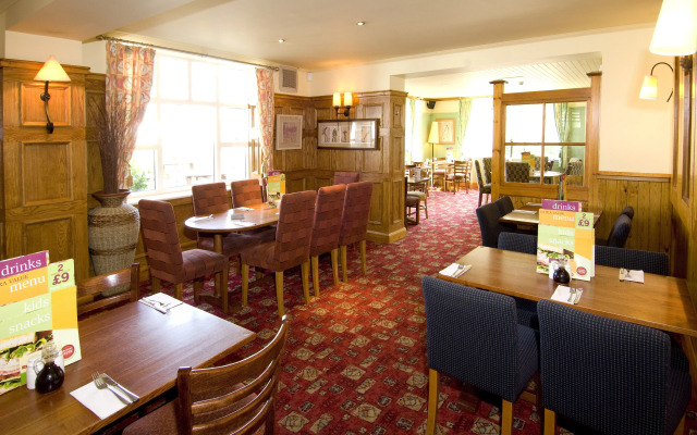Premier Inn  Gloucester Business Park