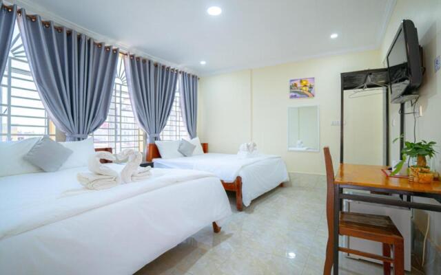 Kampot Moyura Guest House