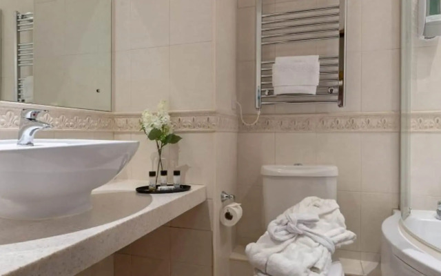 Passage House Hotel