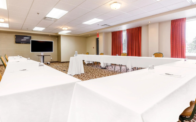 Quality Inn & Suites, Victoriaville,  QC