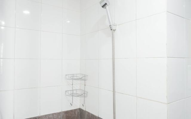 Nice And Spacious 2Br Apartment At Green Pramuka City